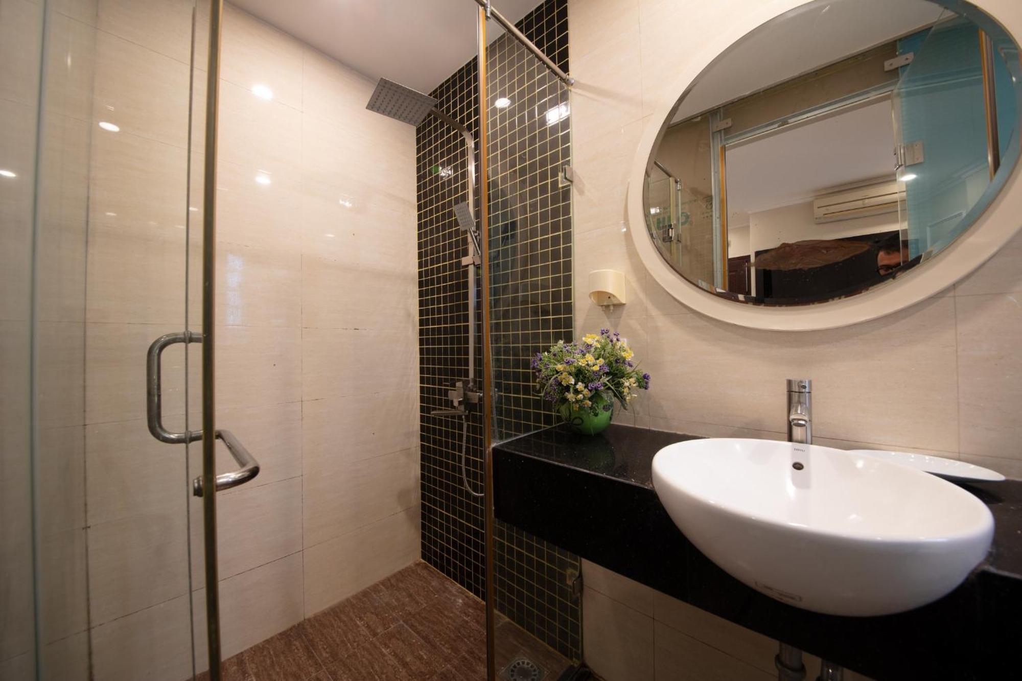 Omina Hanoi Hotel & Travel Exterior foto